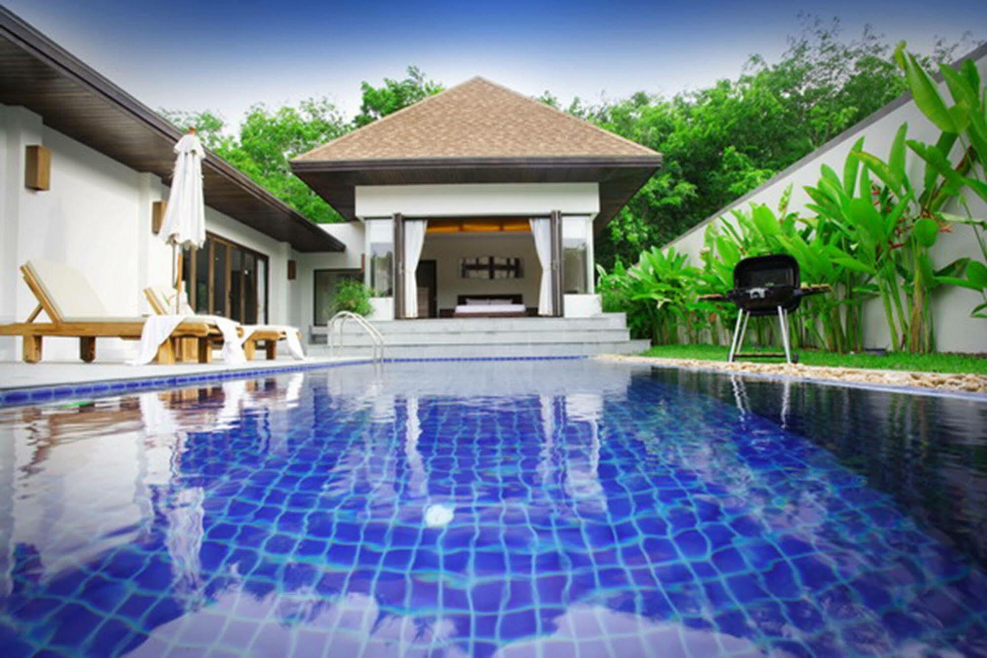 Villa Lombok By Holiplanet Rawai Esterno foto