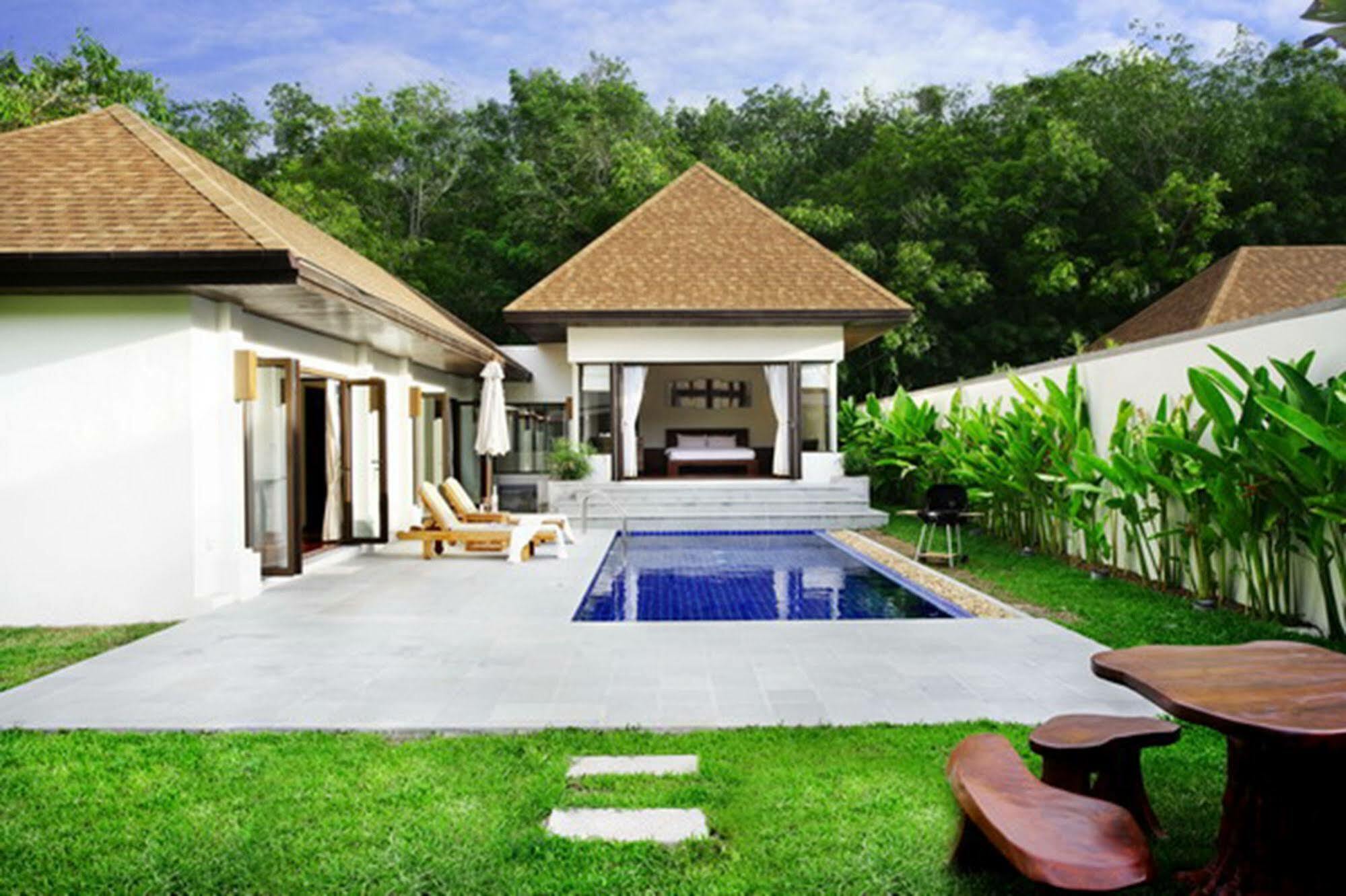 Villa Lombok By Holiplanet Rawai Esterno foto